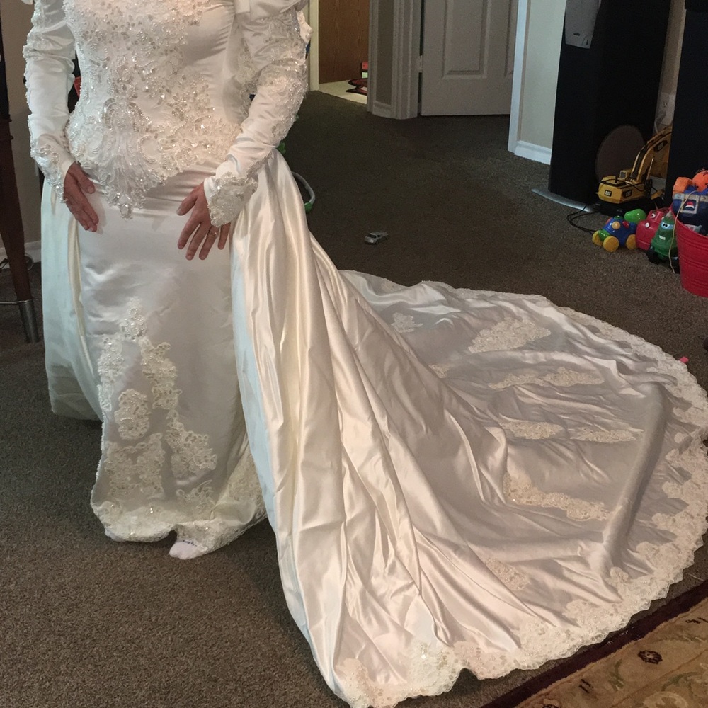 Wedding dress