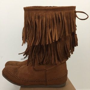 Mudd Moccasins