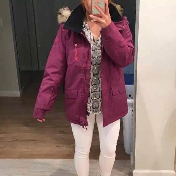 NWT Roxy Snowboard Jacket - Picture 4 of 4