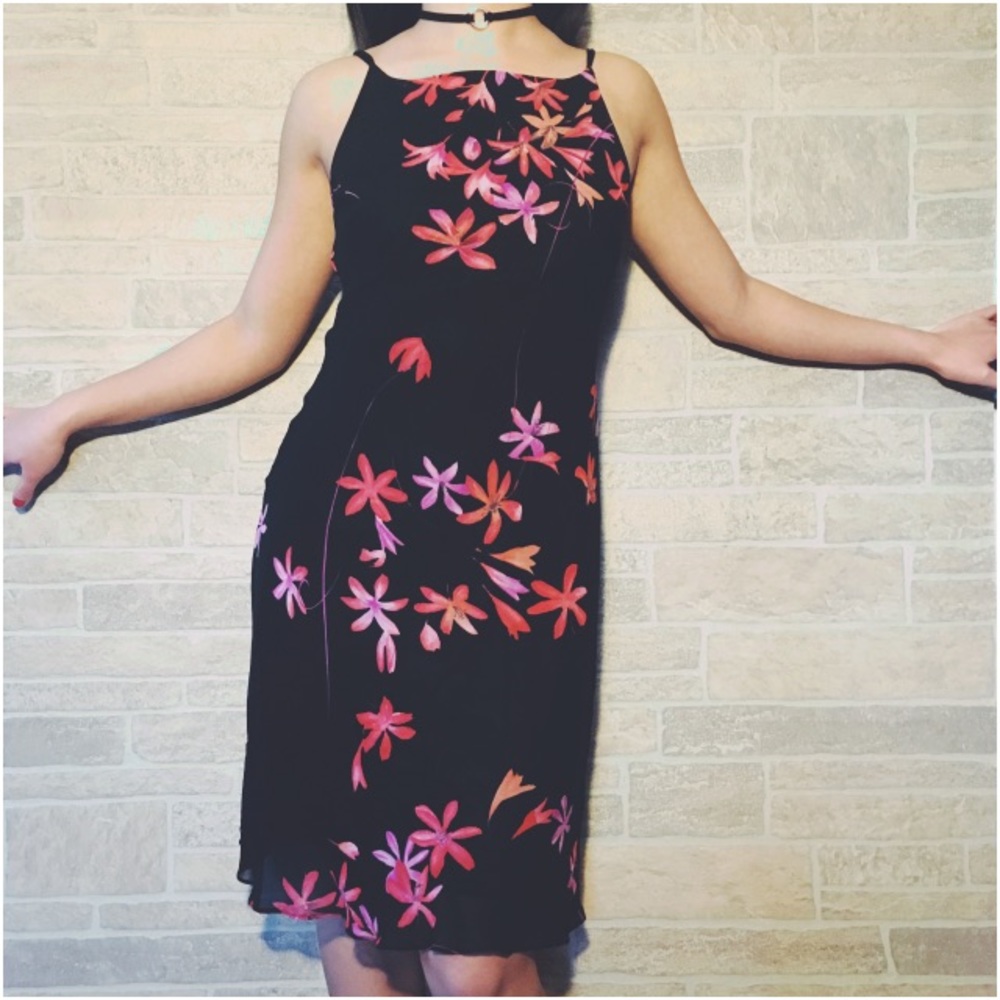 Vintage sleeveless floral dress