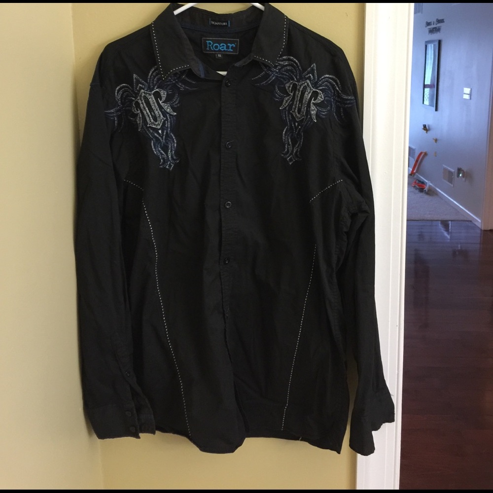 Roar Men's Button Down