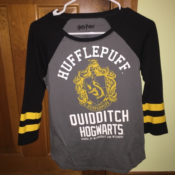 Hot Topic Tops - Hufflepuff Harry Potter Tee