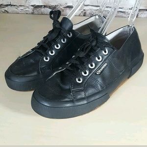 superga black gum sole