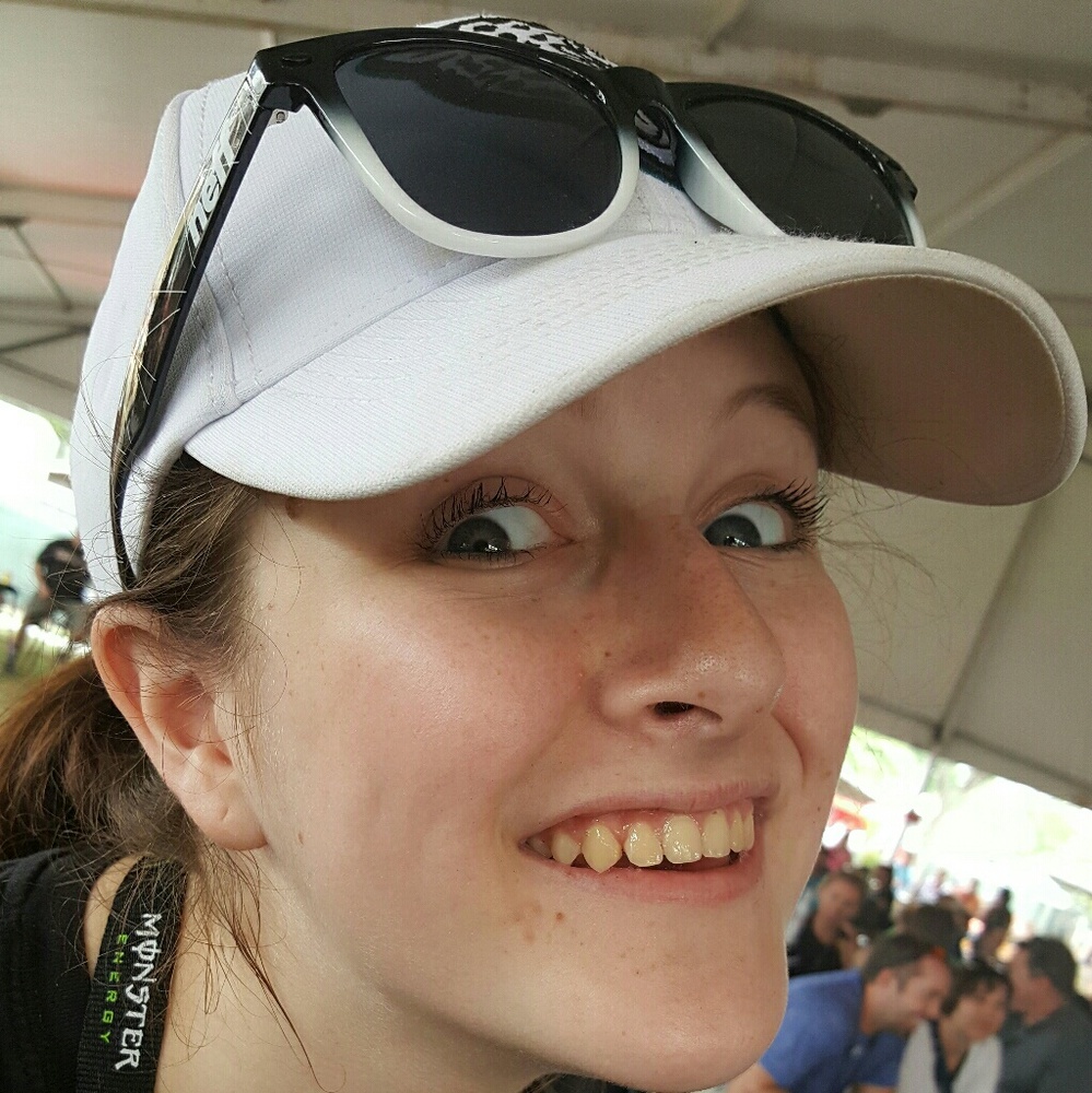 Meet your Posher, Amy