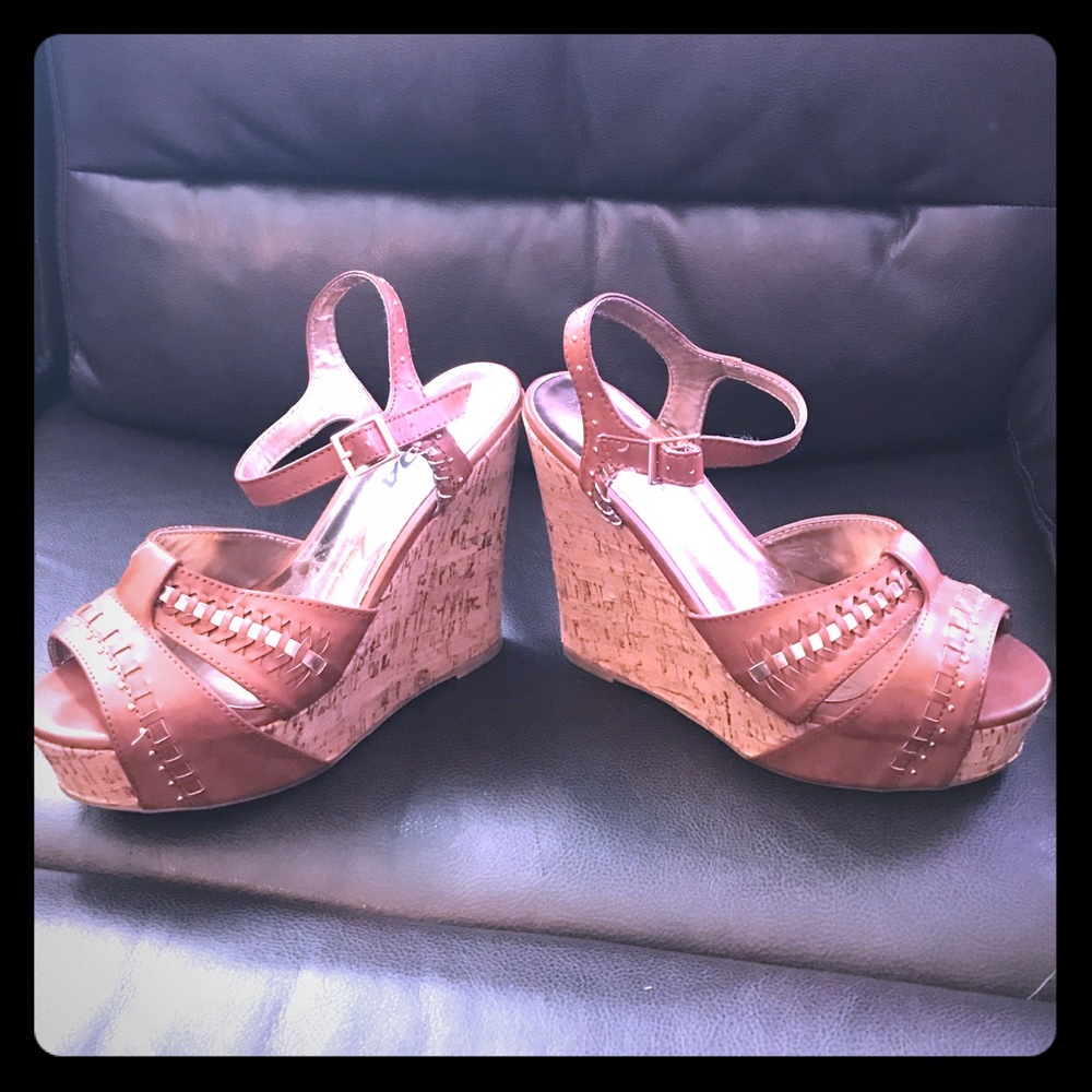 Brown Wedges