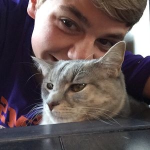 Meet your Posher, Carter