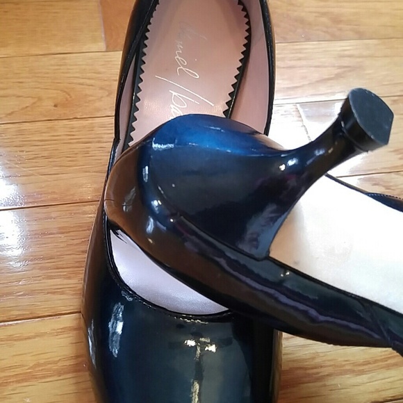 Daniel Barbara blue patent leather pumps. 6.5 M - Picture 7 of 7