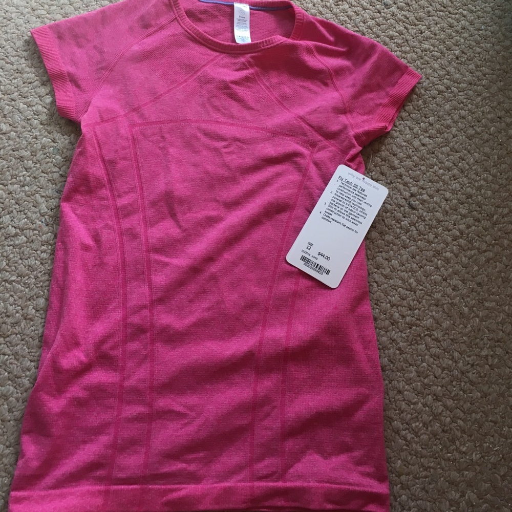 Fly tech SS Tee. Size 12 ( s)