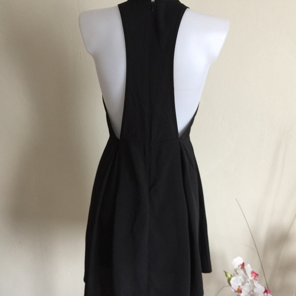 Excote Black Cutout  Dress 4 - Picture 4 of 8