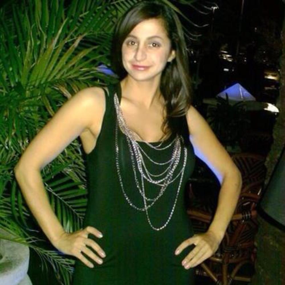 Meet your Posher, Mirna