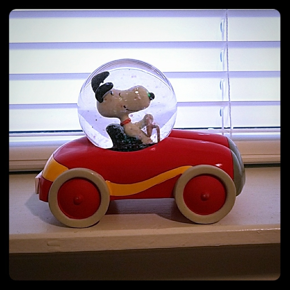 Snoopy figurine
