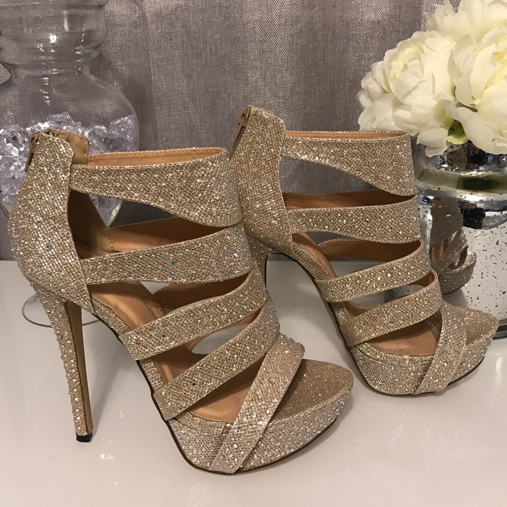 ❌SOLD❌Glitz + Glam Heels