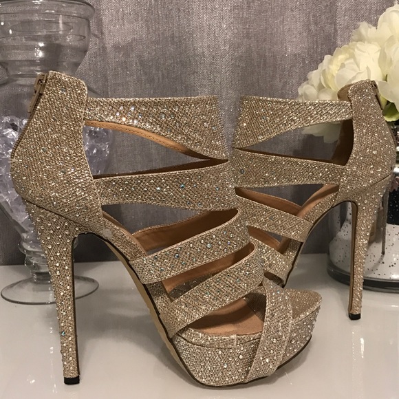 ❌SOLD❌Glitz + Glam Heels - Picture 4 of 8