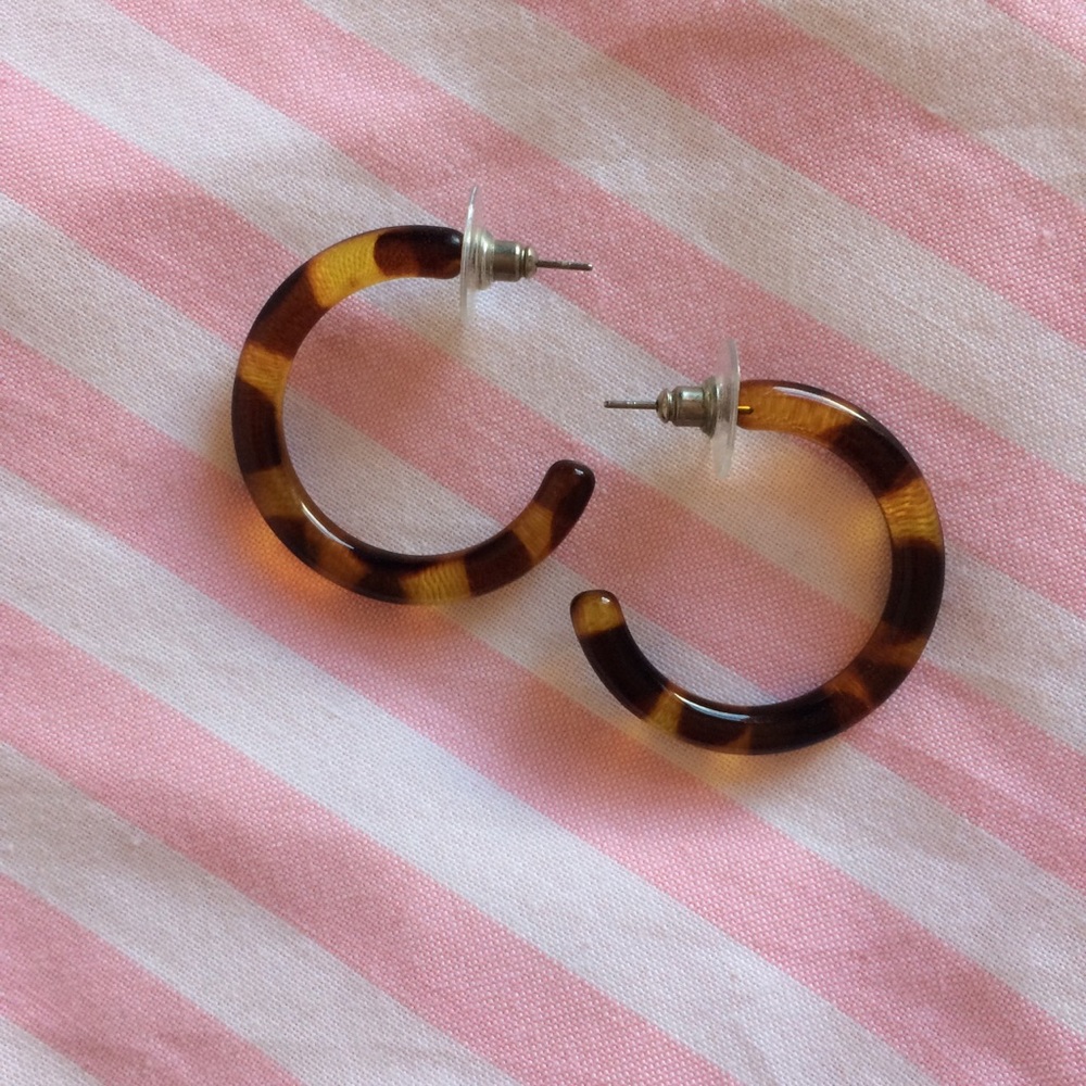 Tortoise Shell hoop earrings - 1.5" diameter