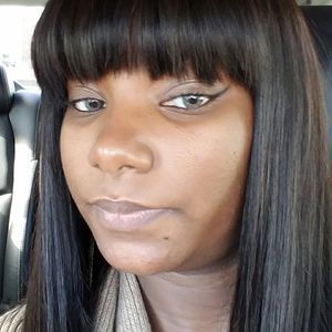 Meet your Posher, Decarla