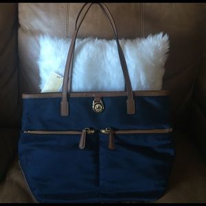 Michael Kors- Kempton Pocket Tote