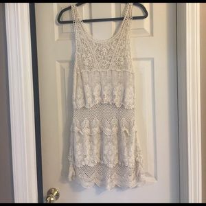 American Eagle lace dress