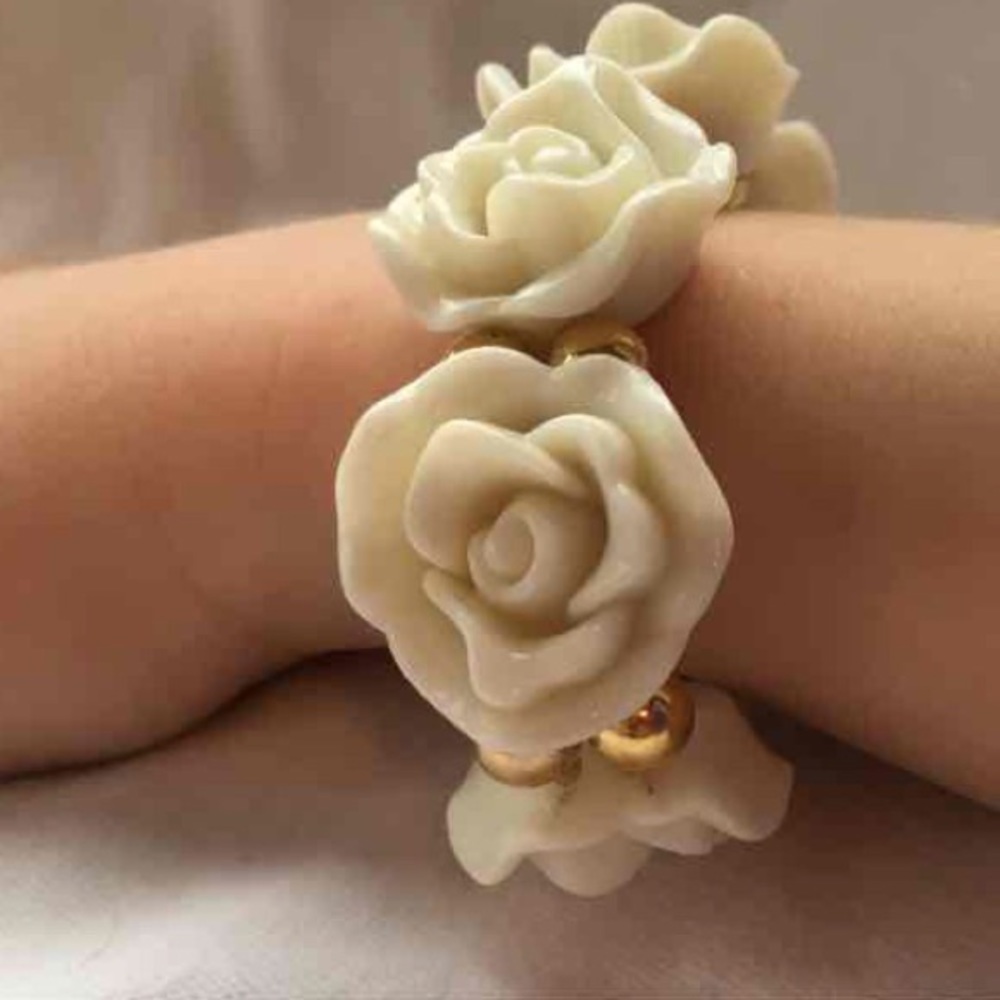 White and Gold Rose Bracelet