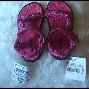 Teva Hurricane 3 Sport Sandal, Kids 9