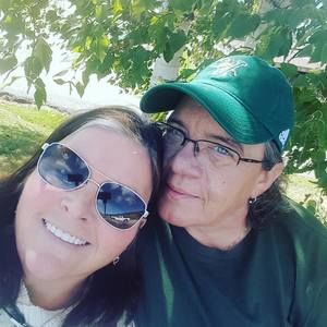 Meet your Posher, Hilari