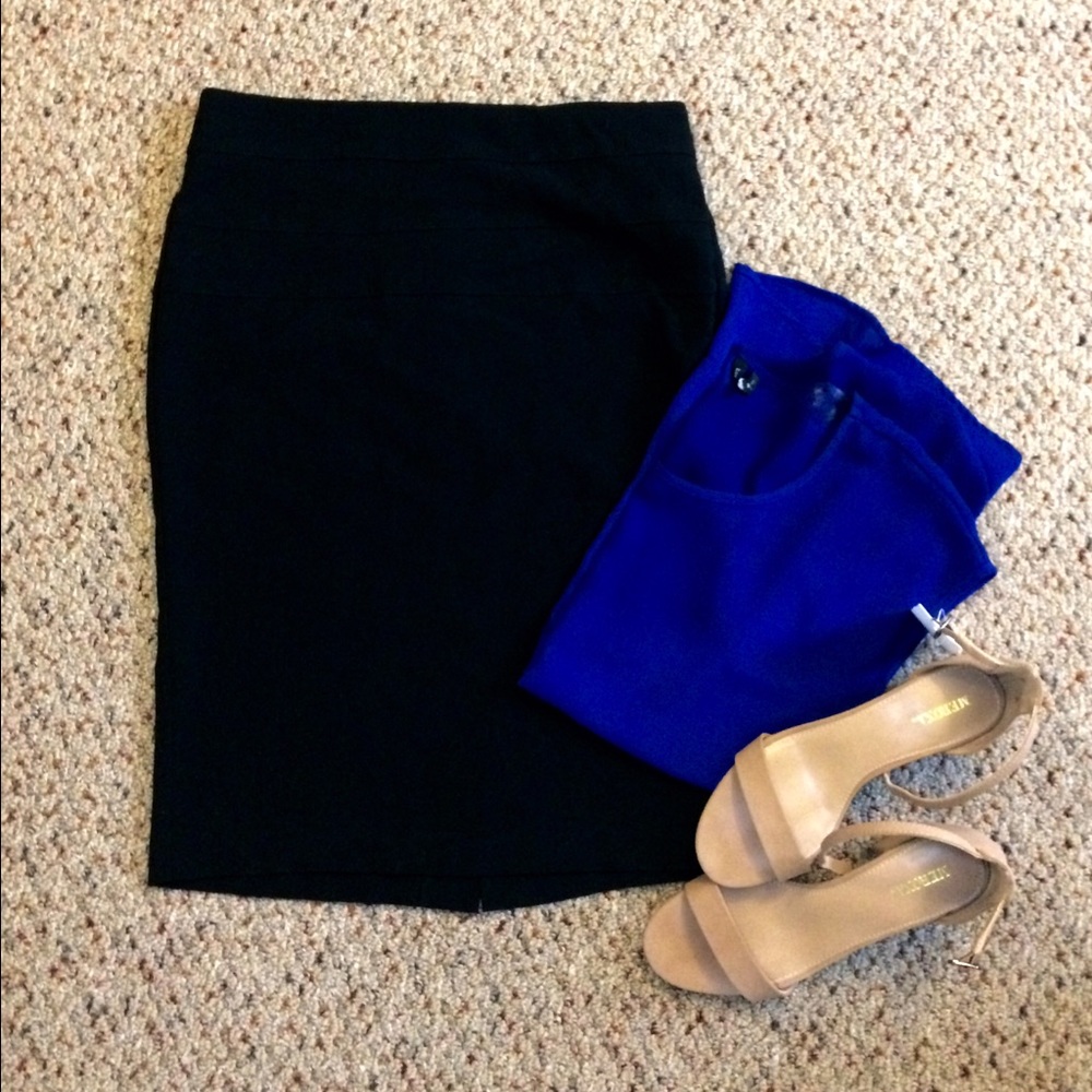 Classy Black Skirt