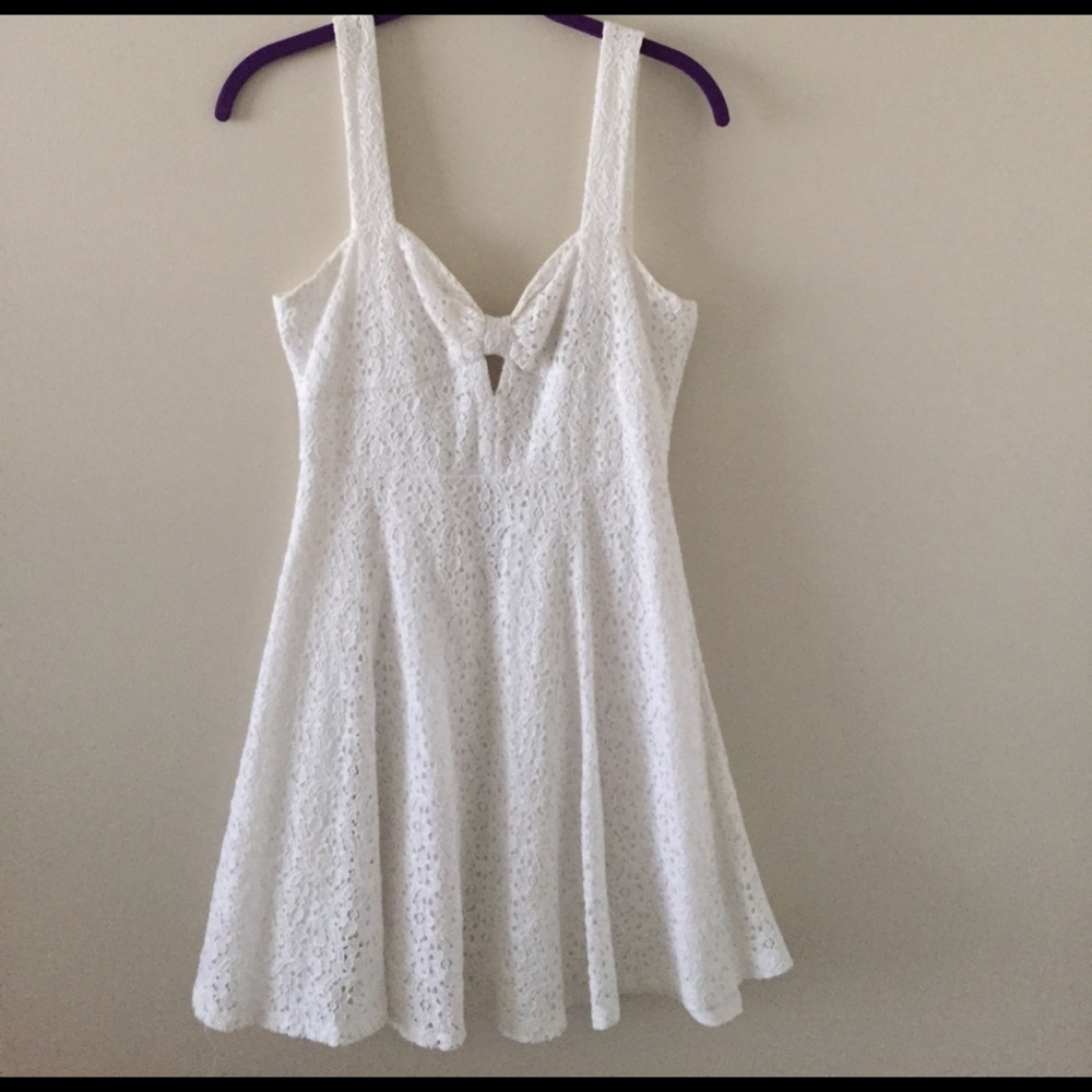 Lace floral Forever21 dress