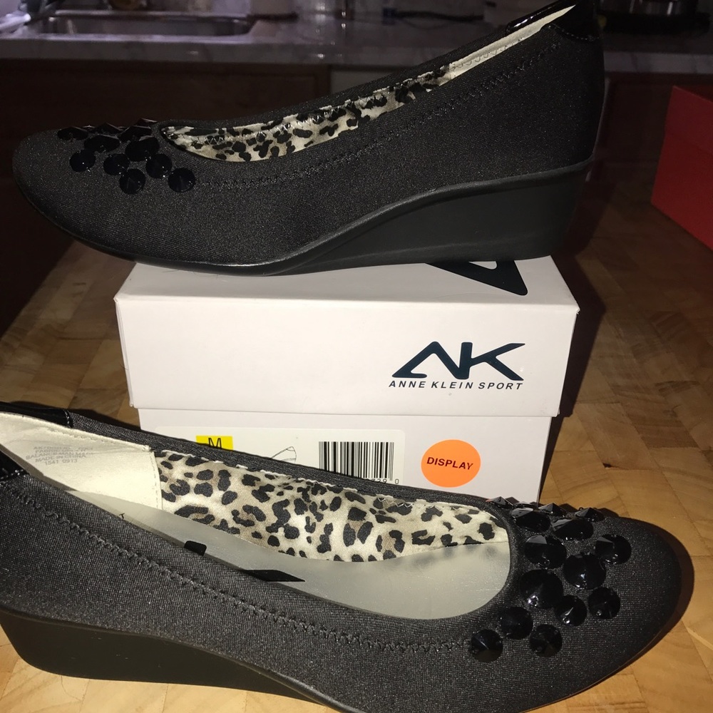 Black wedge dress shoes Anne Klein sport