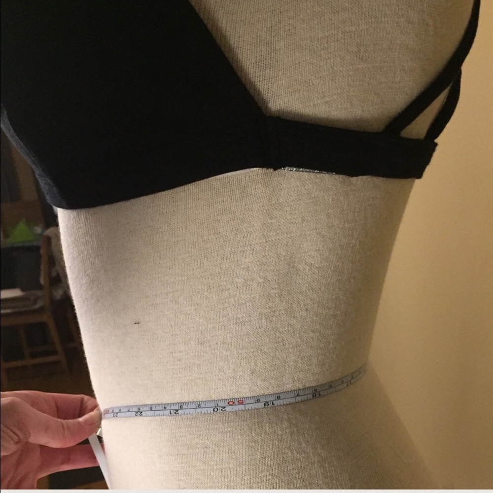 LAST Black Strappy Back Sexy Front Bralette Medium - Picture 2 of 4
