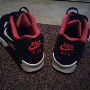 Nike airs worn twice