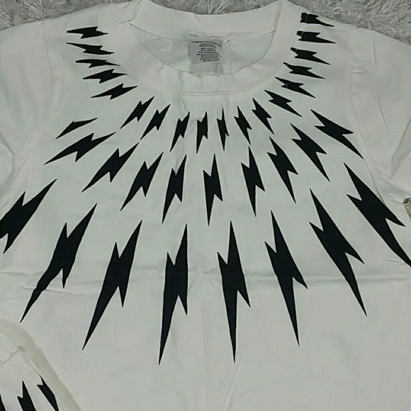 White Thunderbolt 2 pc set. Kids  :) - Picture 2 of 6