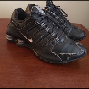 NIKE Women's Sneakers