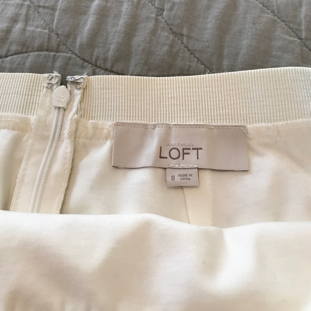 Loft Lace pencil skirt - Picture 5 of 5