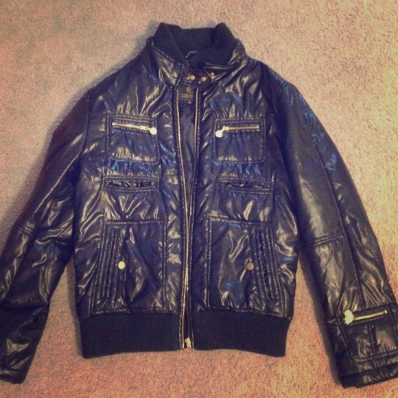 Black VERY cute bomber jacket!🖤 - Picture 1 of 3