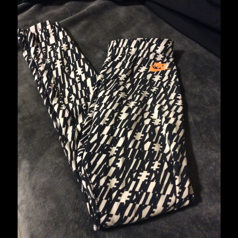 Nike leggings