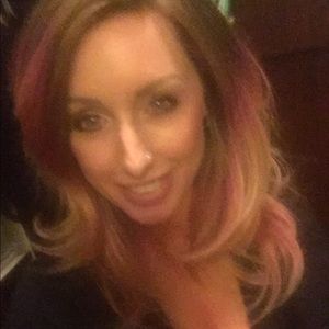 Meet your Posher, Dayna