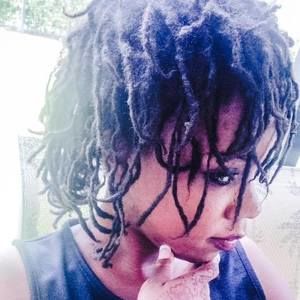 Meet your Posher, Veronica