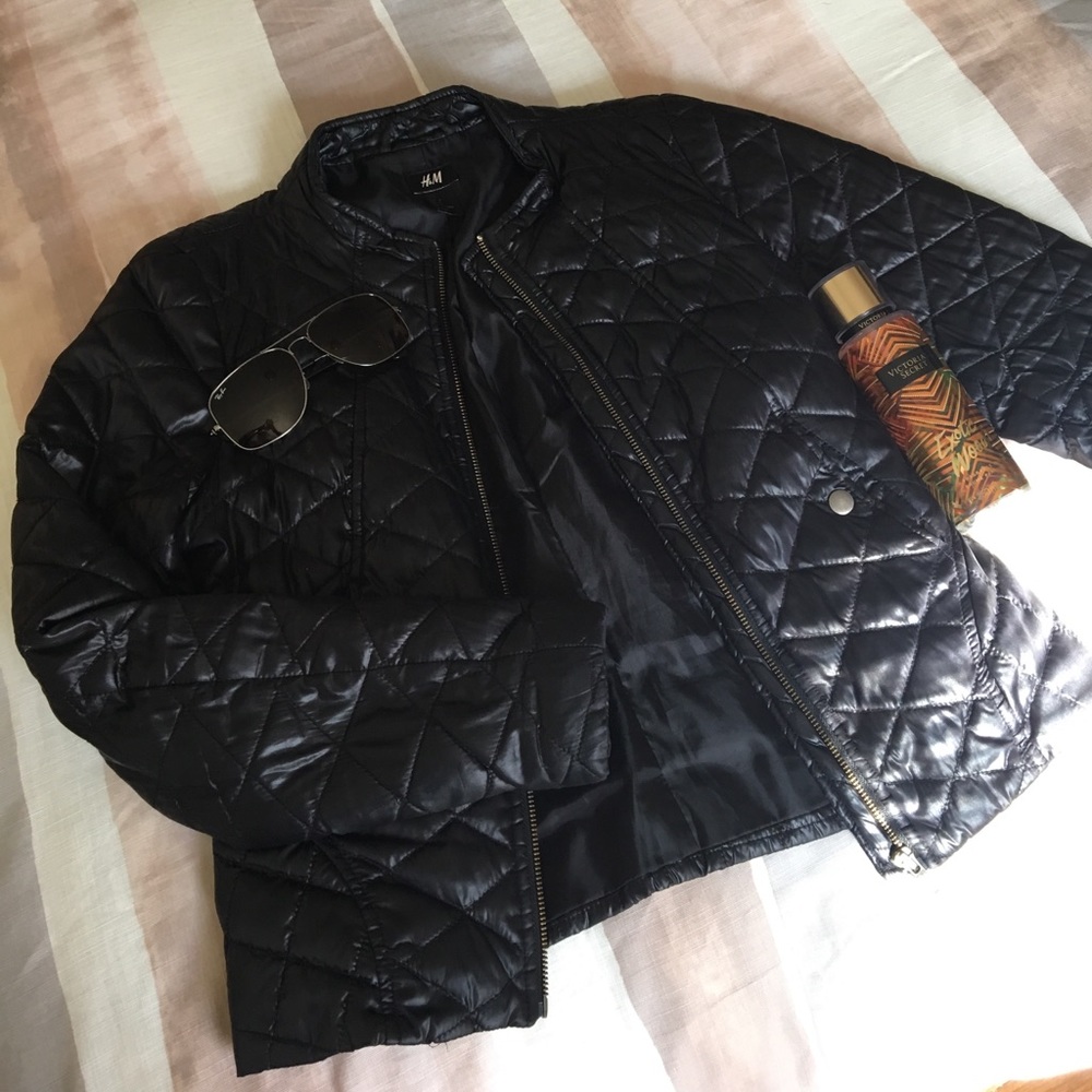 Quilted Collarless lightweight HM jacket