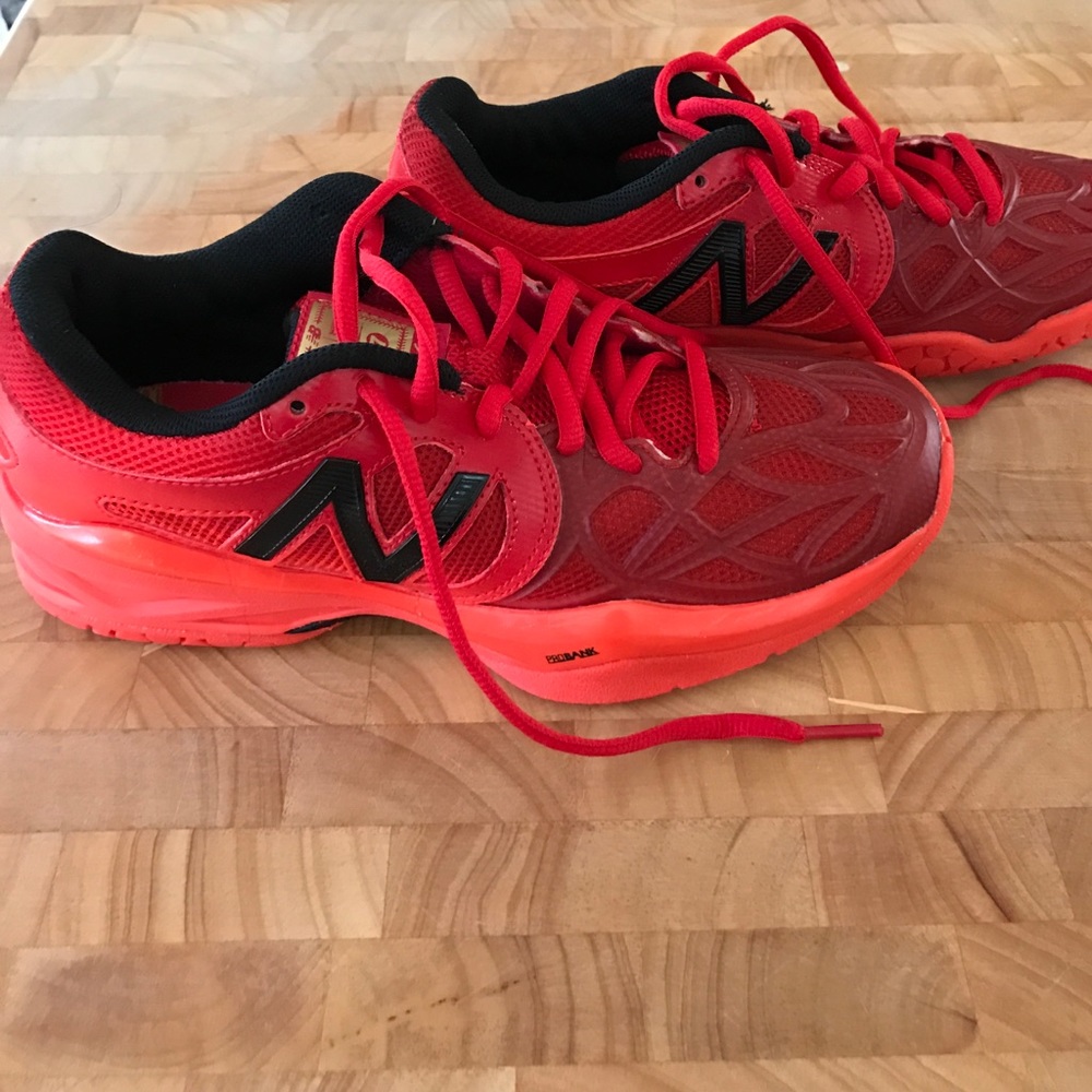 New tennis sneakers new balance