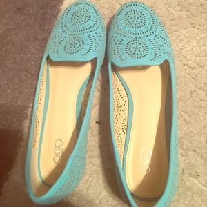 Women's flats