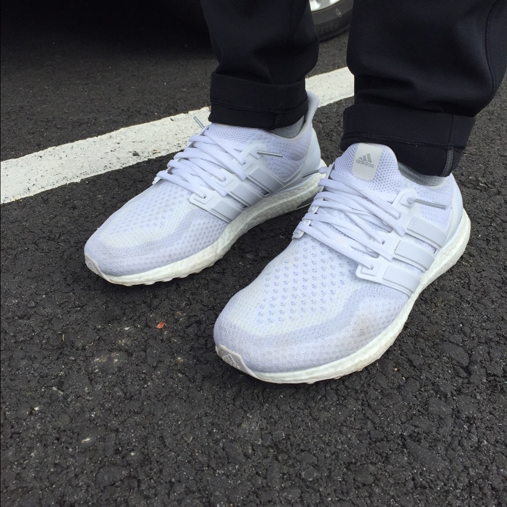 Adidas Ultra boost triple white 2.0