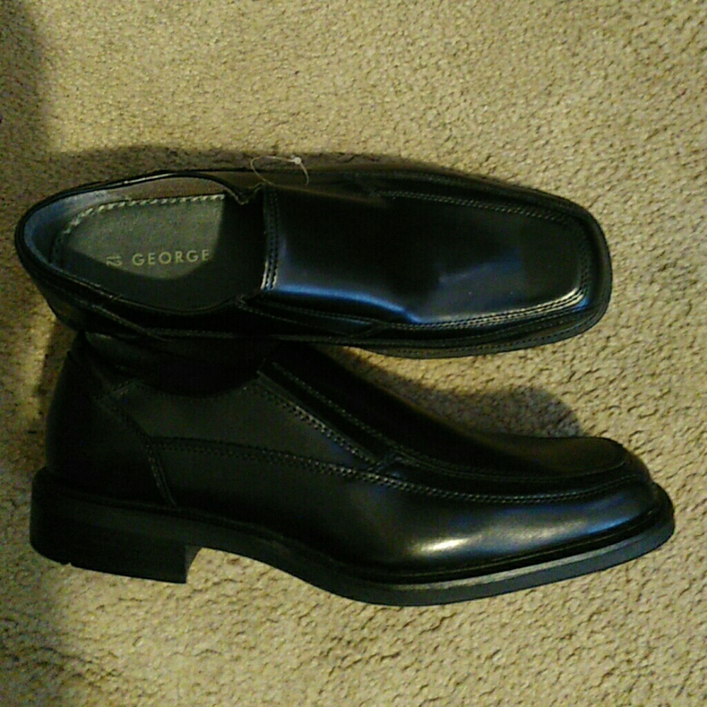 Dress shoes