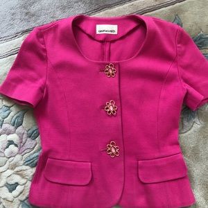 Short sleeve jacket with decorative flower buttons