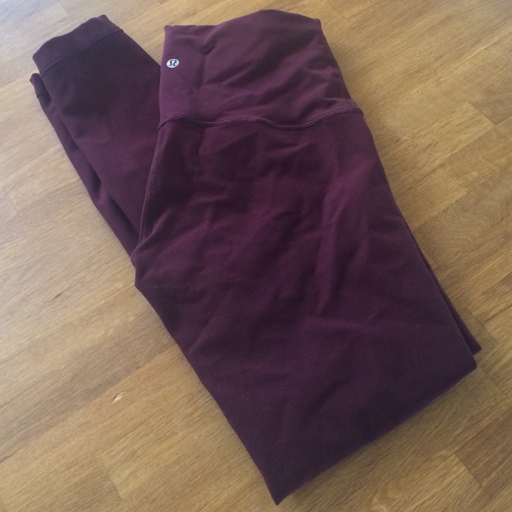 Lululemon maroon leggings