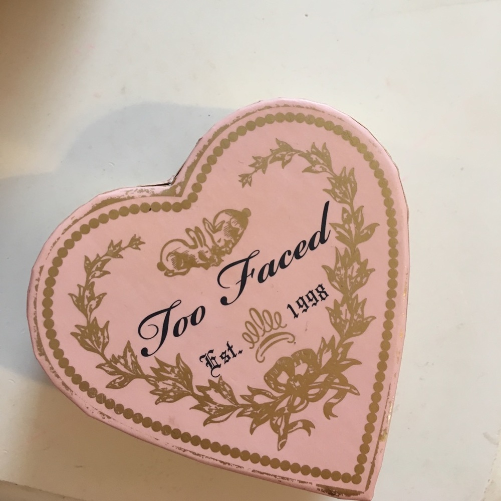 Too faced sweetheart blush