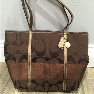 Gorgeous 100% Authentic Coach Bag