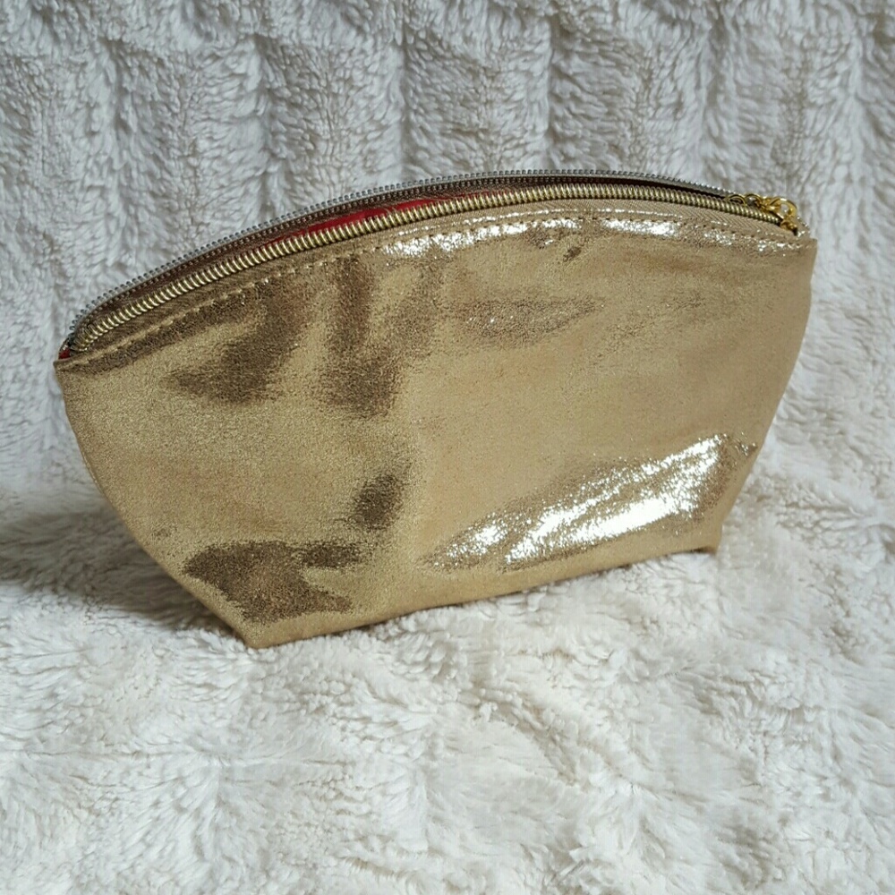 CLOSET CLEAR OUT!! Makeup bag