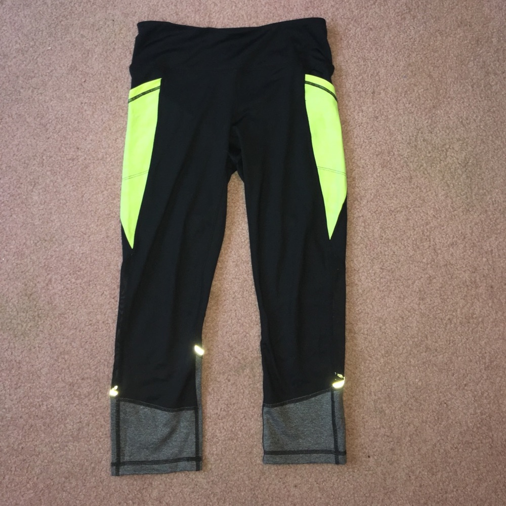 Zella athletic mesh cropped leggings