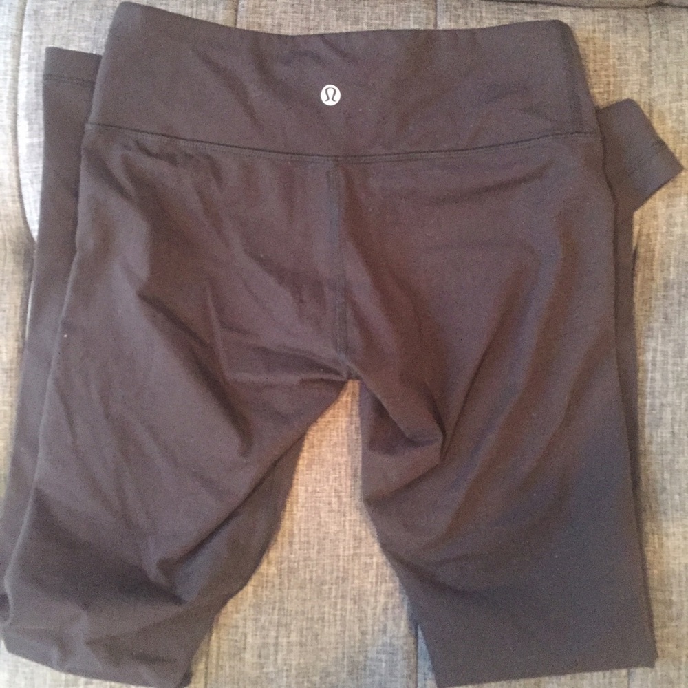 lululemon wunder unders never worn!!!
