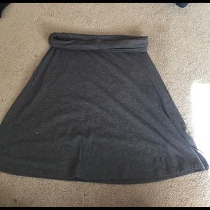 Old Navy gray skirt