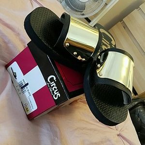 Summer Time Shine Sandal